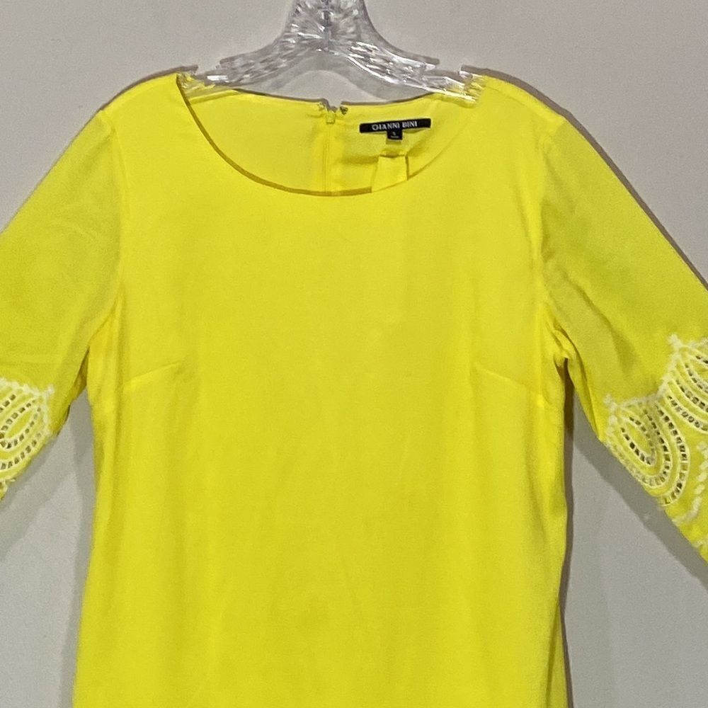 Beautiful Yellow Dress With Lace Design By Gianni Bini. Size Small. - Picture 4 of 8